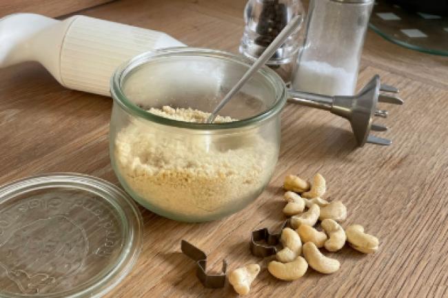 Veganer Parmesan Rezept mit Cashews